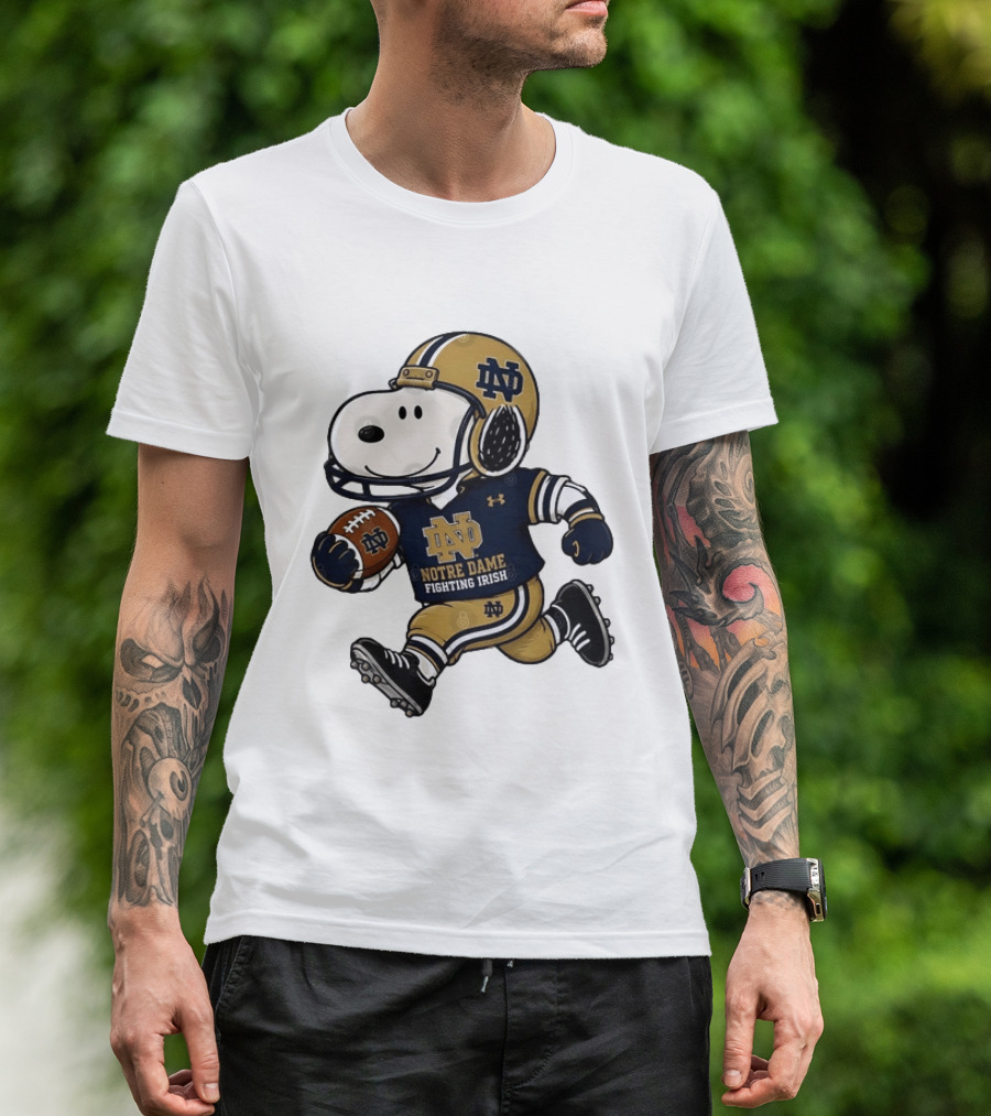 Snoopy Playing Football Notre Dame Fighting Irish ND Team Fan Gear T-Shirt