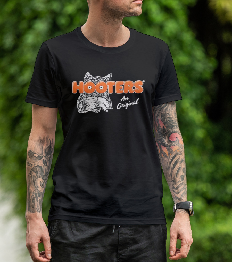 Hooters Owl An Original Restaurant Brand T-Shirt