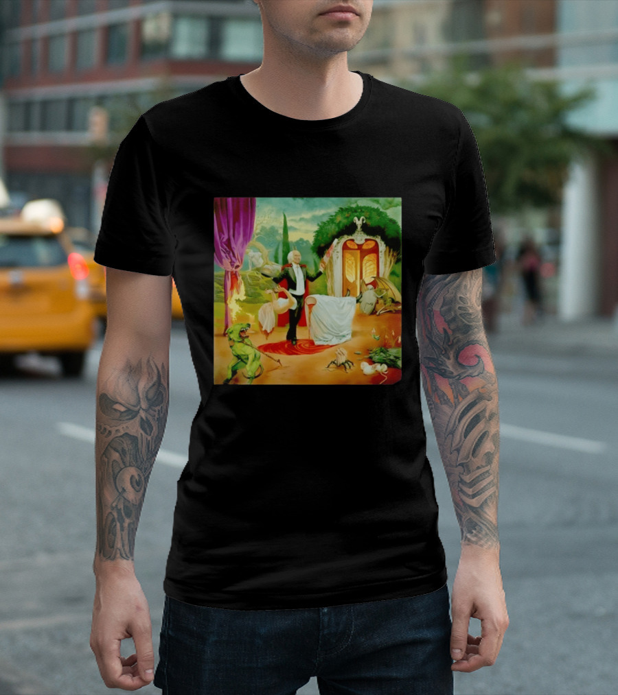 Surreal Magician Gothic Horror Sawing Woman In Half Fantasy Scene T-Shirt