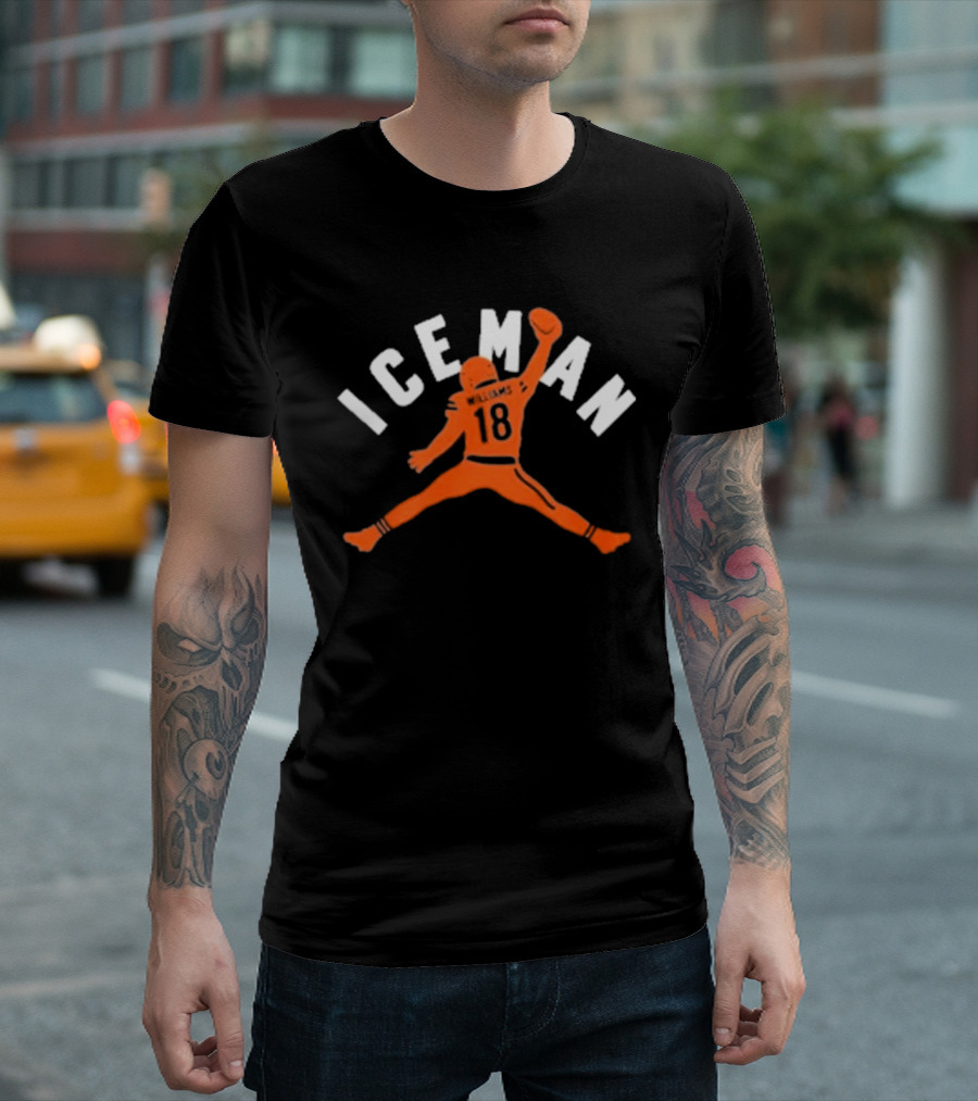 Caleb Williams Jump Iceman Chicago Football 18 T-Shirt