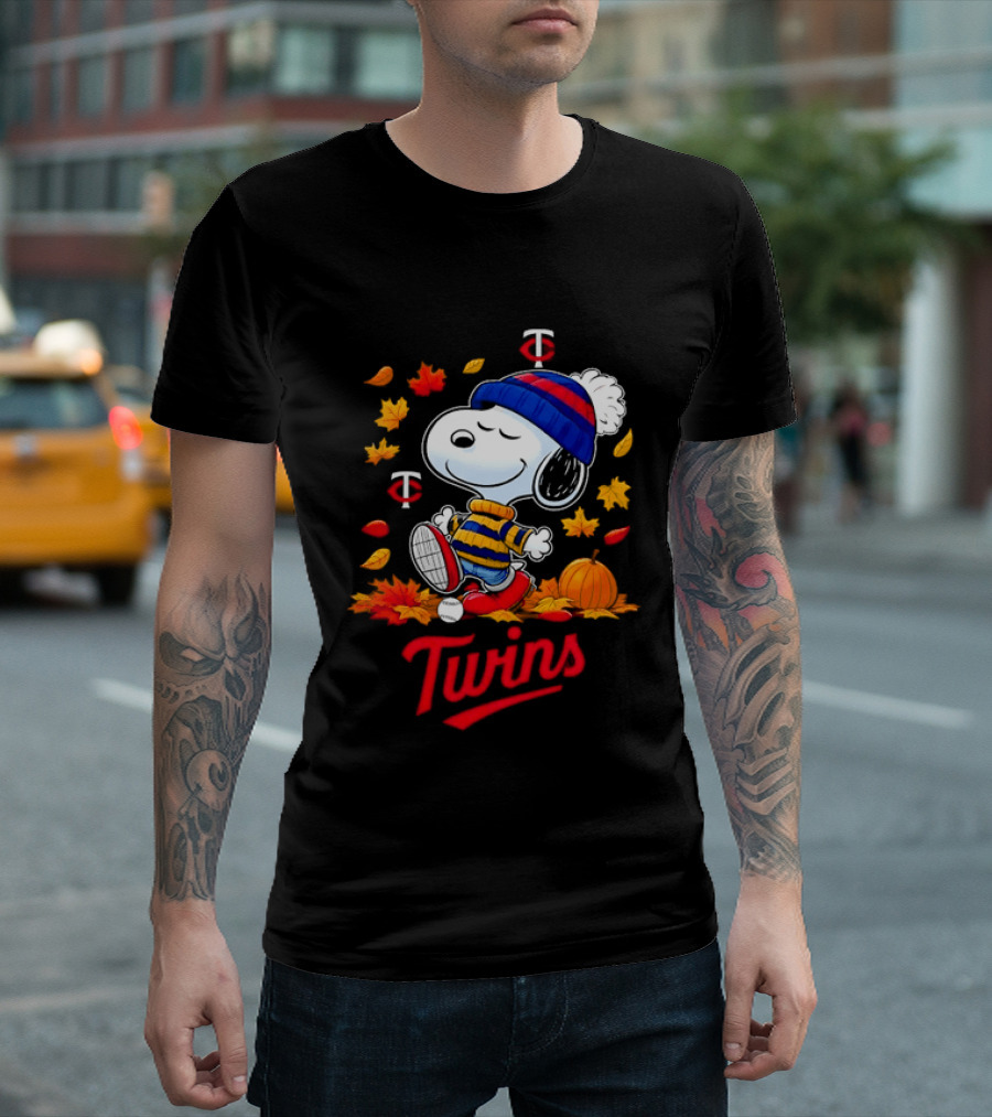 Snoopy Minnesota Twins Autumn Baseball MLB Peanuts Leaves Pumpkin T-Shirt