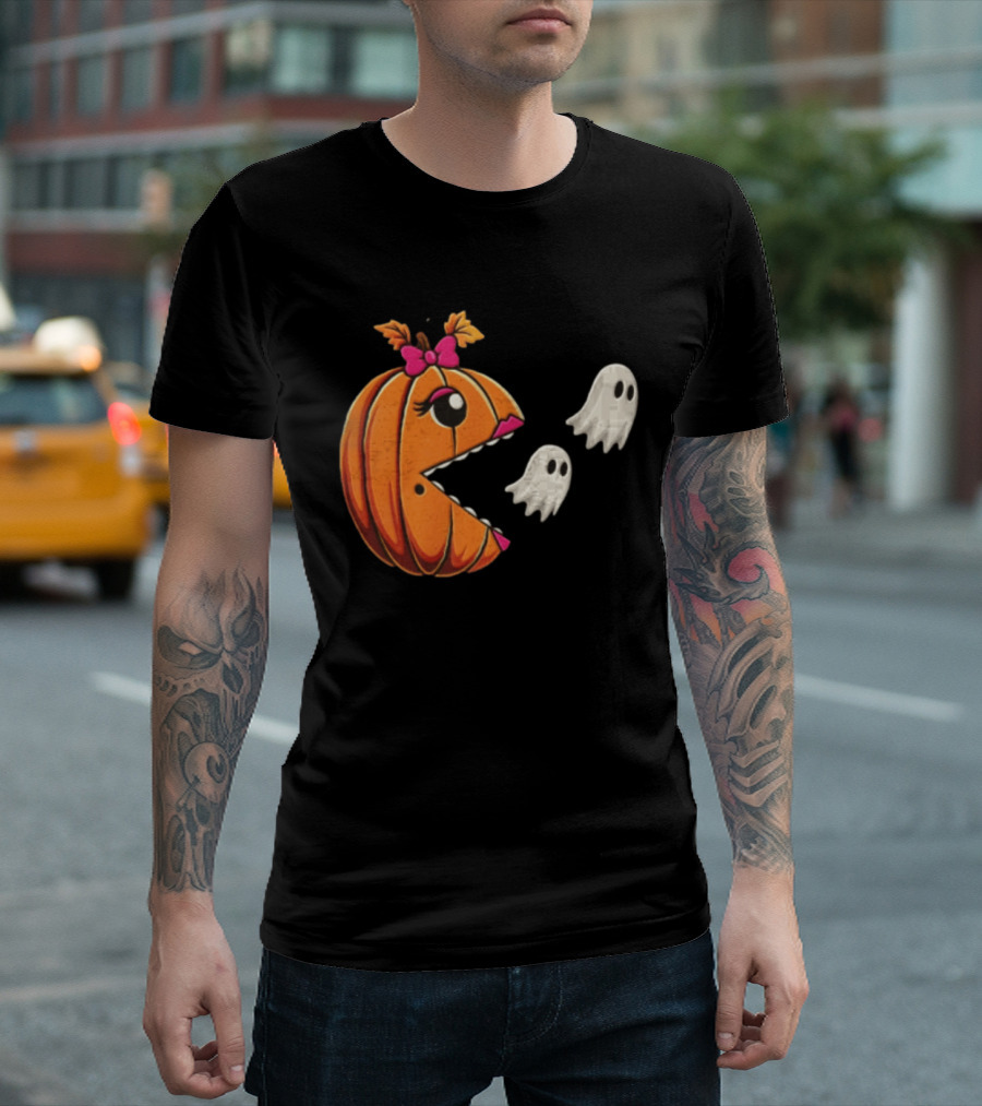 Ms Pac Man Pumpkin Shape Halloween Ghosts T-Shirt