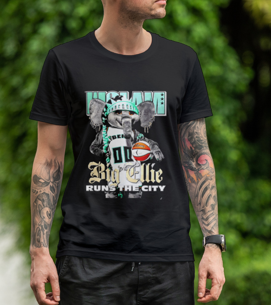 New York Liberty Big Ellie Runs The City Statue Crown Basketball T-Shirt