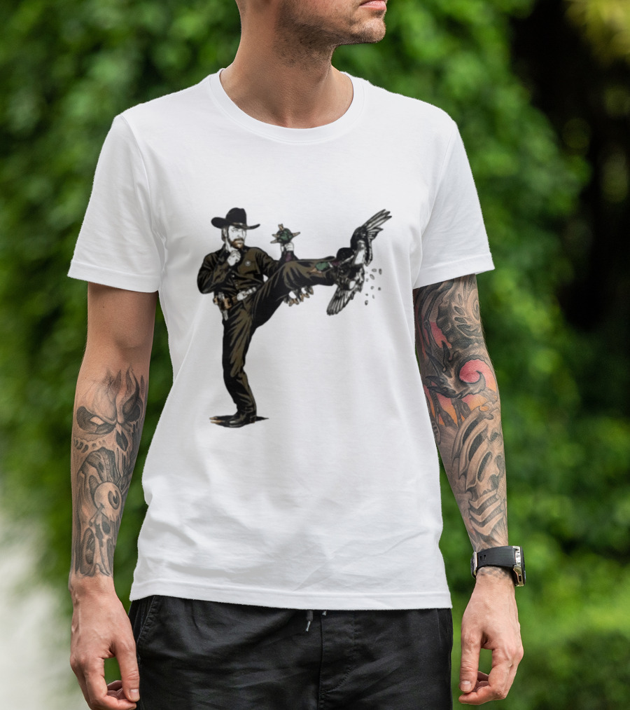 Chuck Norris Roundhouse Kick Duck Hunting Action T-Shirt