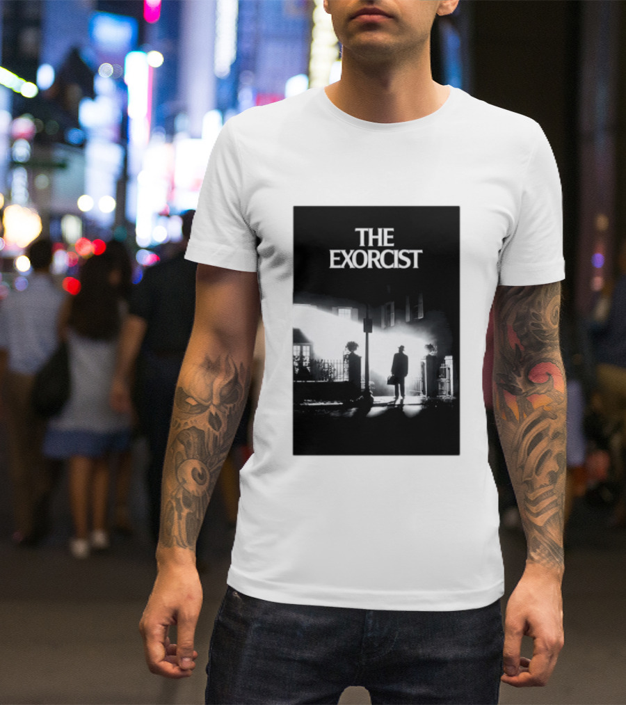 The Exorcist Iconic Horror Movie Walking Man Shadow Scene T-Shirt