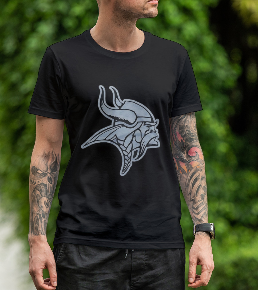 Minnesota Vikings Black Football Viking Helmet T-Shirt