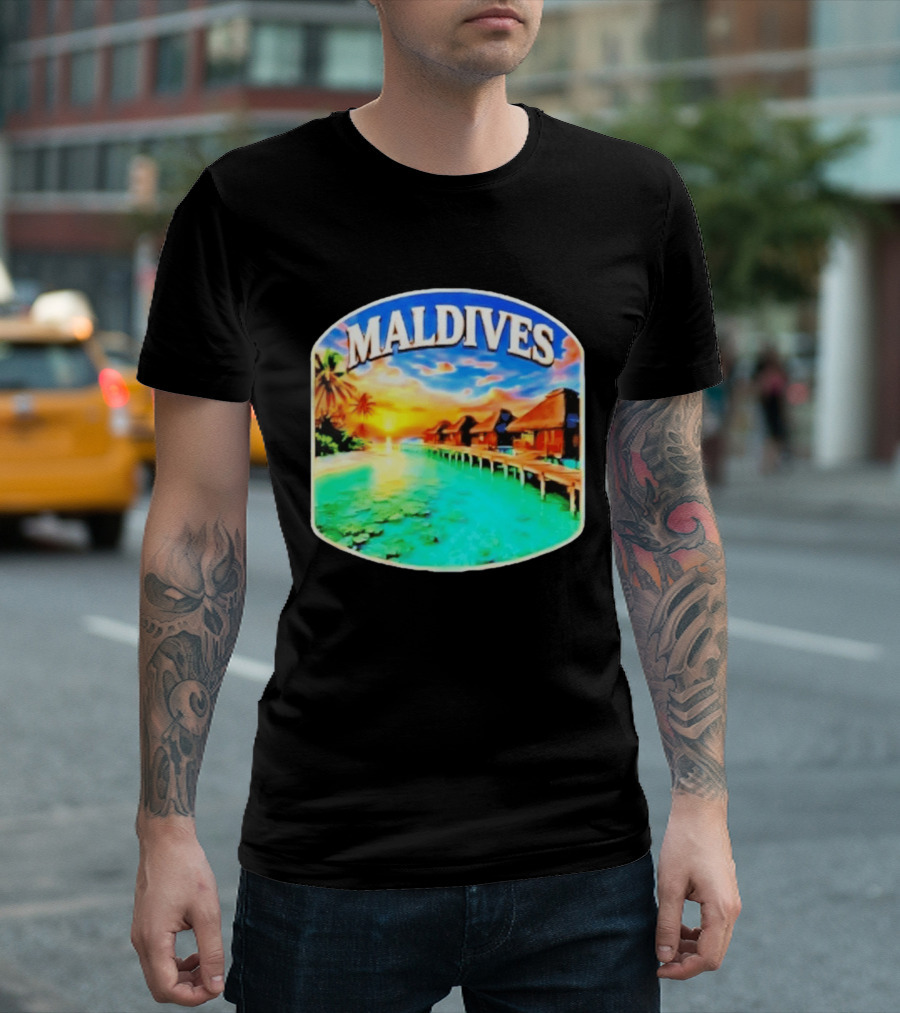 Maldives Tropical Sunset Overwater Bungalows Exquisite Island Escape T-Shirt
