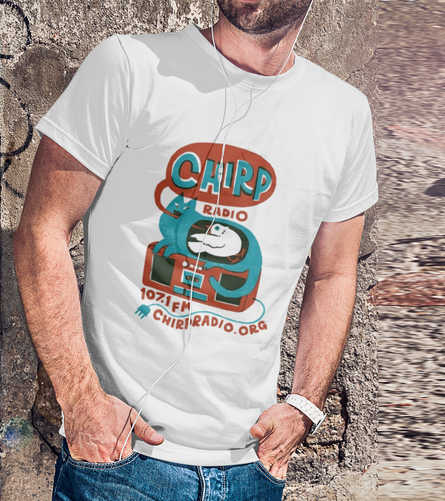 CHIRP Radio 107.1 FM Chicago Cat And Bird CHIRPRADIO.ORG T-Shirt
