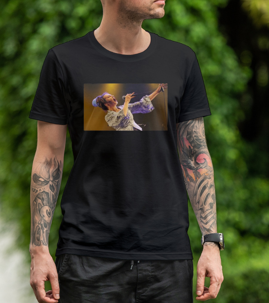 Catherine Ringer Iconic French Pop Performance Dynamic Stage Presence T-Shirt