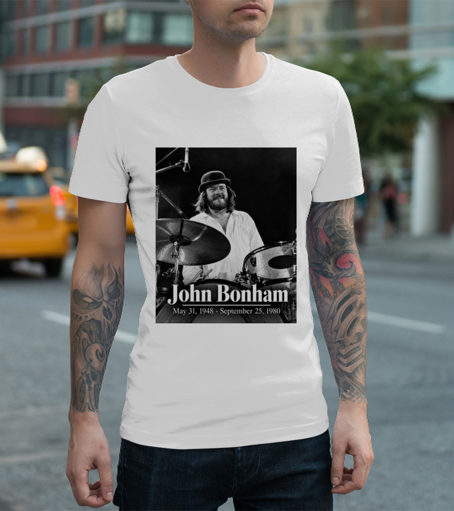 John Bonham May 31 1948 September 25 1980 Drummer Tribute Black And White Photo T-Shirt