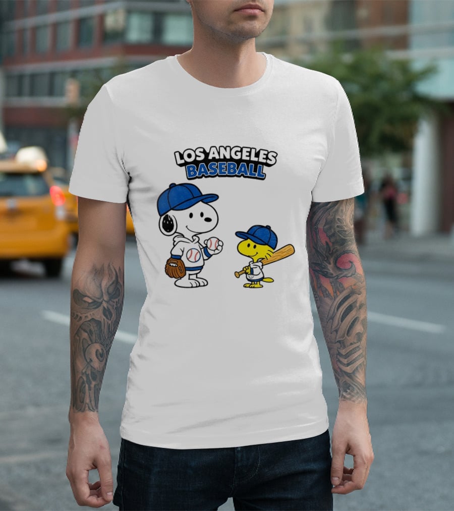 Snoopy Woodstock Los Angeles Baseball Peanuts Cartoon MLB T-Shirt