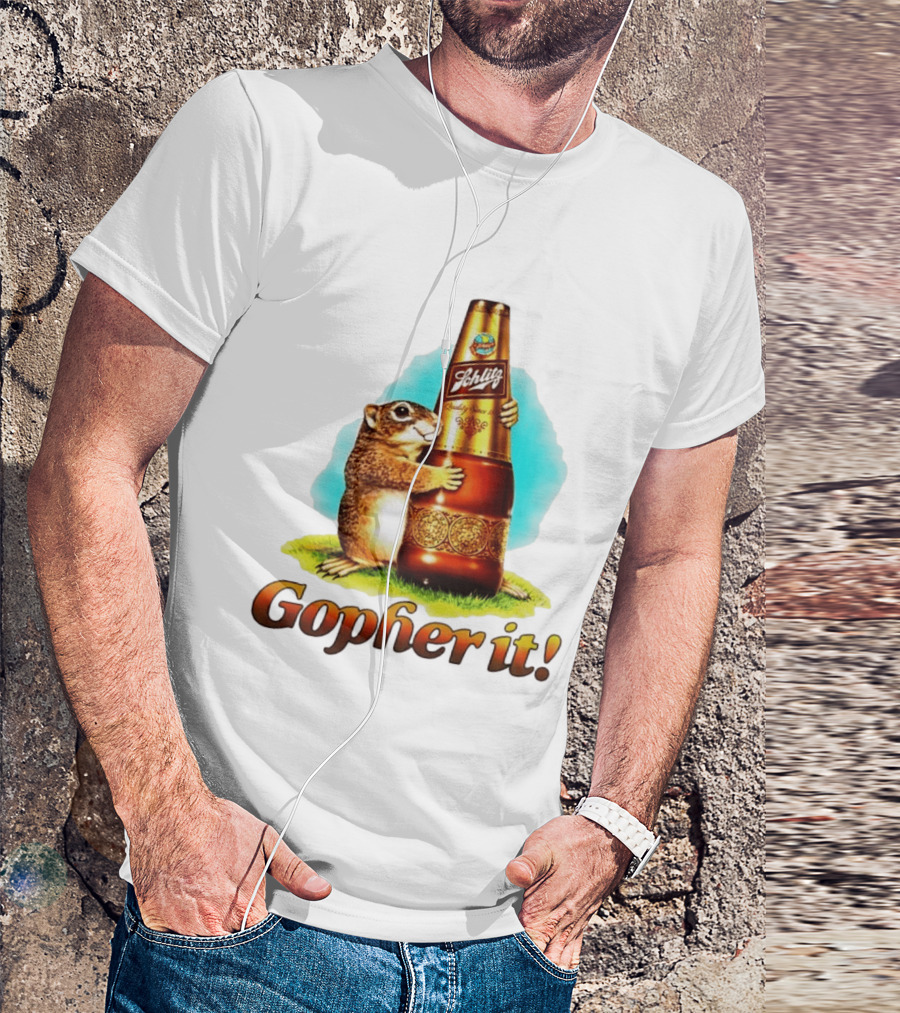 Schlitz Beer Gopher It Bottle Hugging Squirrel Vintage Advertising T-Shirt