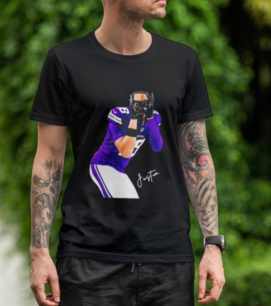 Justin Jefferson Signature Minnesota Vikings Football Player Pose T-Shirt