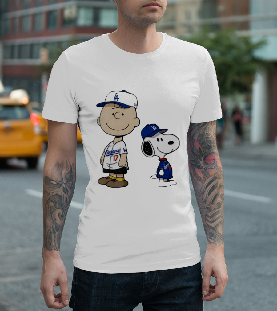 Charlie Brown Snoopy Los Angeles Dodgers MLB Baseball Peanuts Cartoon T-Shirt
