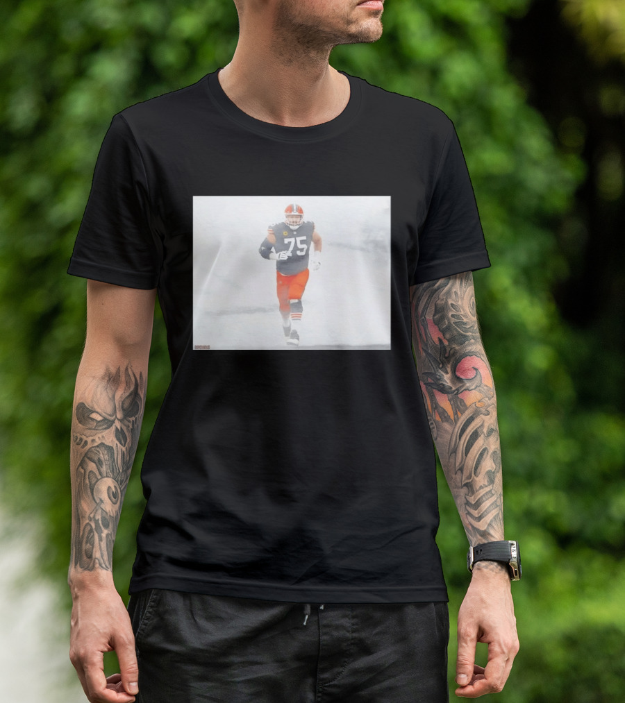Joel Bitonio Cleveland Browns Number 75 Football Legends T-Shirt
