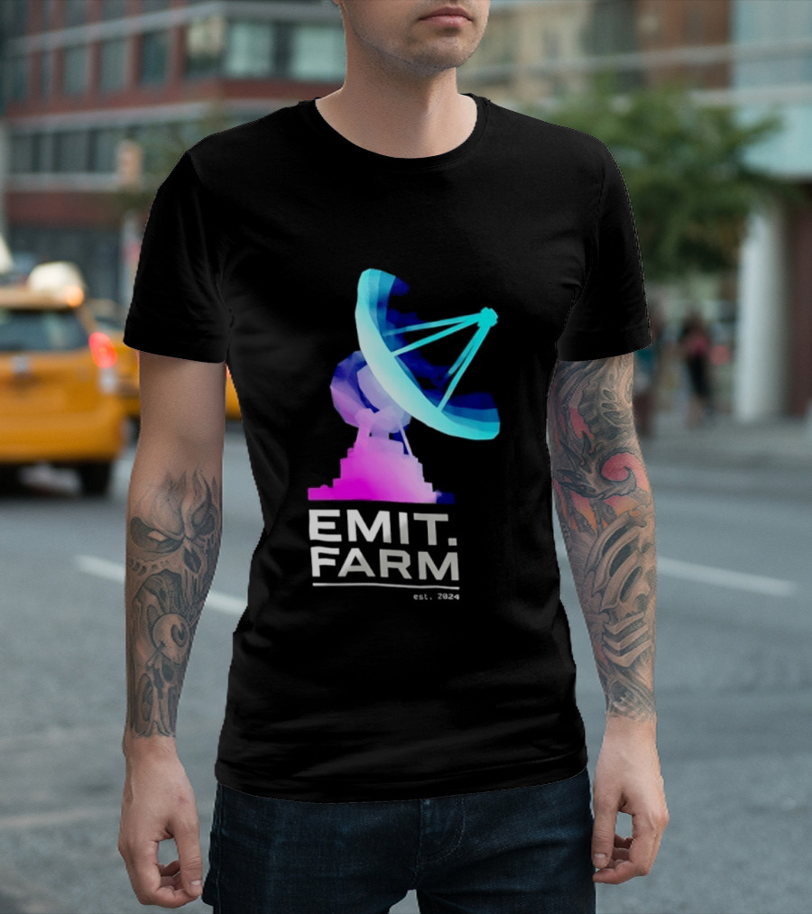 Emit Farm Est 2024 Satellite Dish Radio Telescope Science T-Shirt