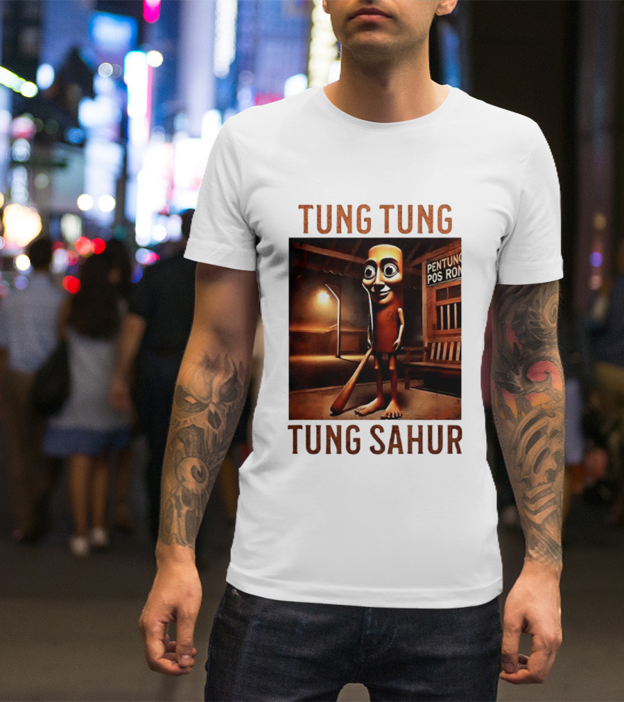 Tung Tung Tung Sahur Pentung Pos Ron Indonesian Culture Night Scene T-Shirt