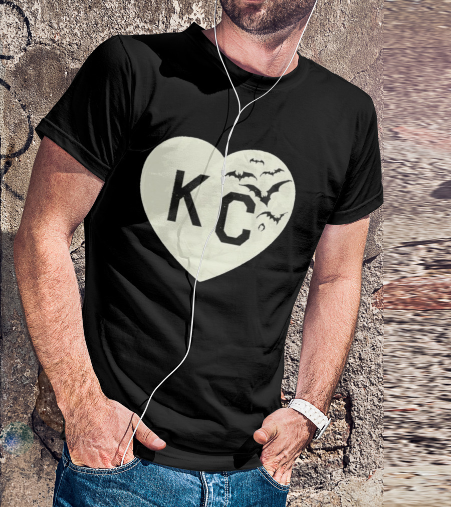 Kansas City KC Heart Moon Bats T-Shirt