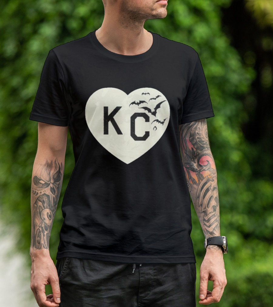 Kansas City KC Heart Moon Bats T-Shirt