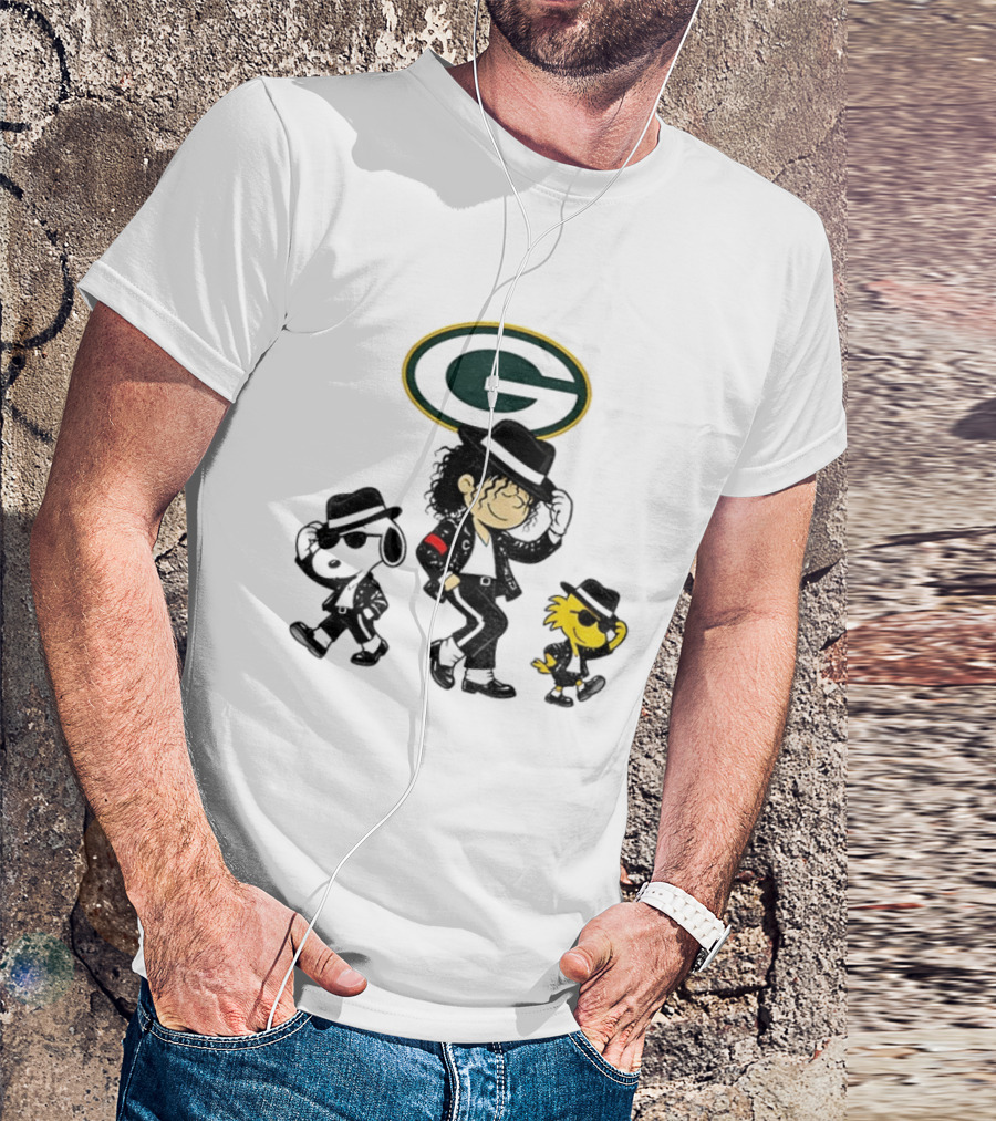 Green Bay Packers Charlie Brown Snoopy Woodstock Pop Rock Dance T-Shirt