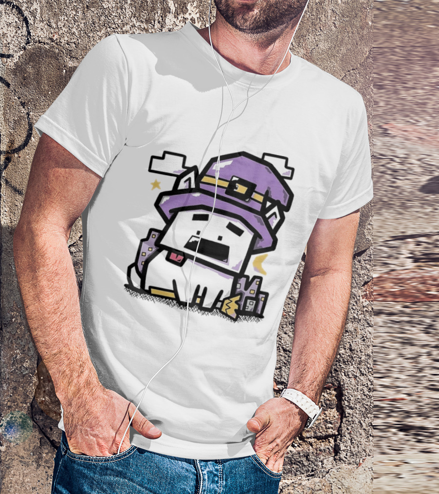 Pixel Cat Wearing Witch Hat Cute Halloween 8 Bit T-Shirt