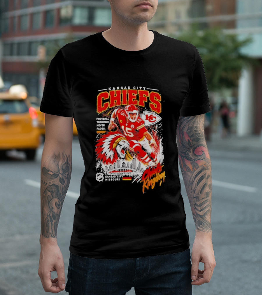Kansas City Chiefs Football Tradition Never Fades Chiefs Kingdom Patrick Mahomes Skyline T-Shirt