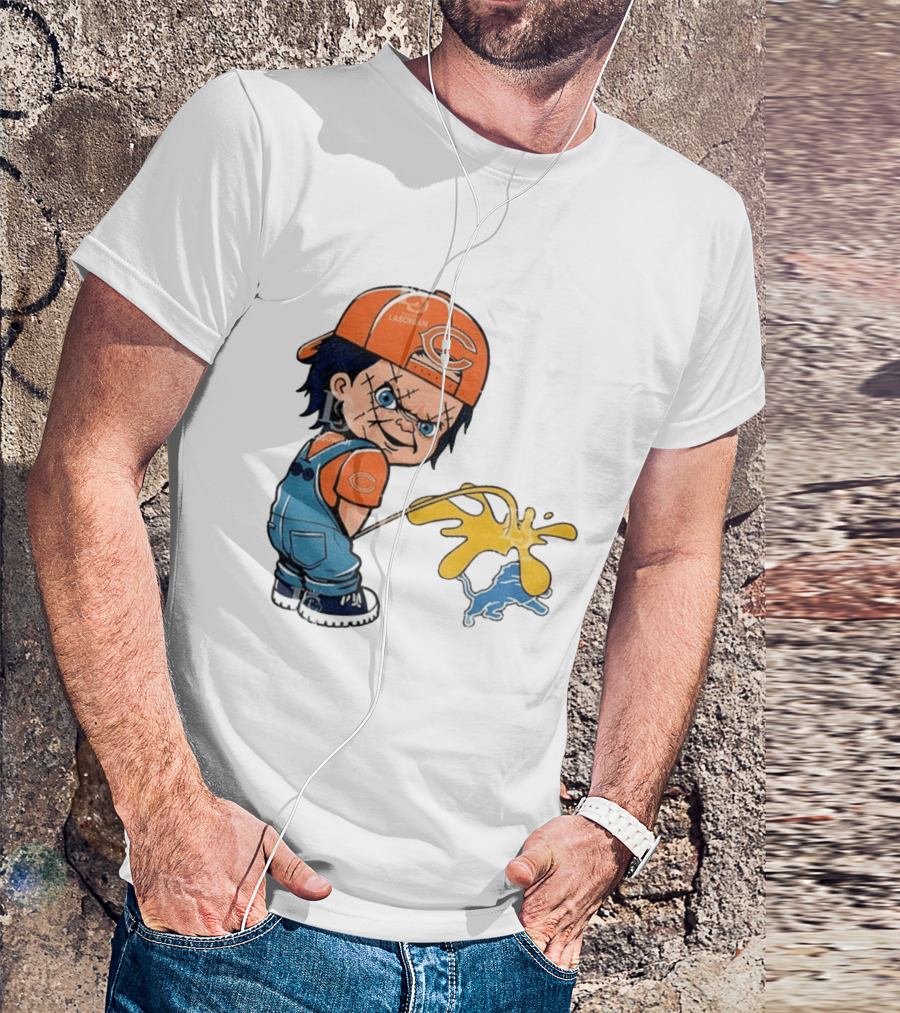 Chicago Bears Chucky Piss On Detroit Lions Rivalry Meme T-Shirt