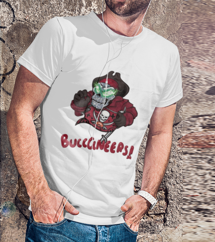 Tampa Bay Buccaneers Skull Pirate Green Eyes Buccaneers Flag T-Shirt
