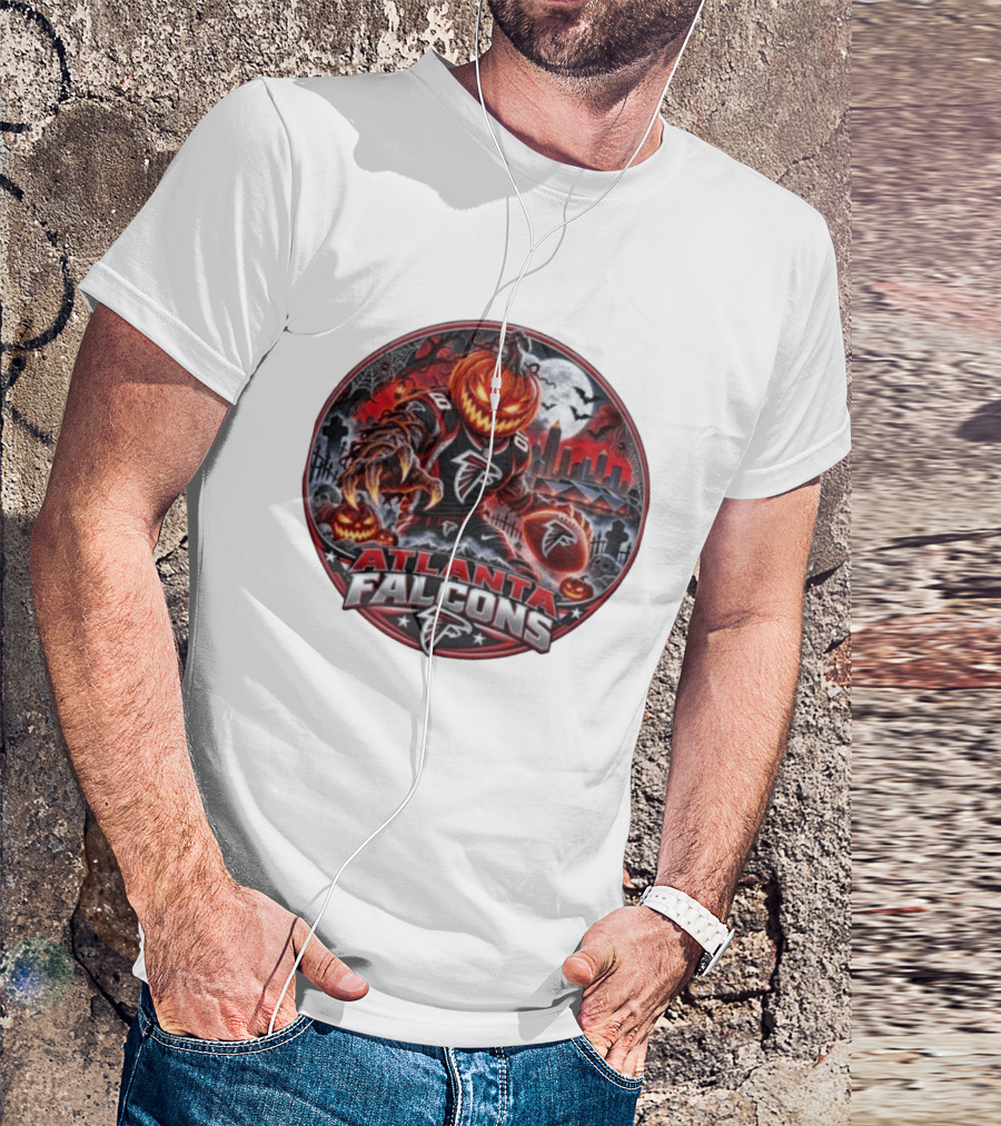 Atlanta Falcons Halloween Jack O' Lantern Football Player With City Skyline And Bats T-Shirt