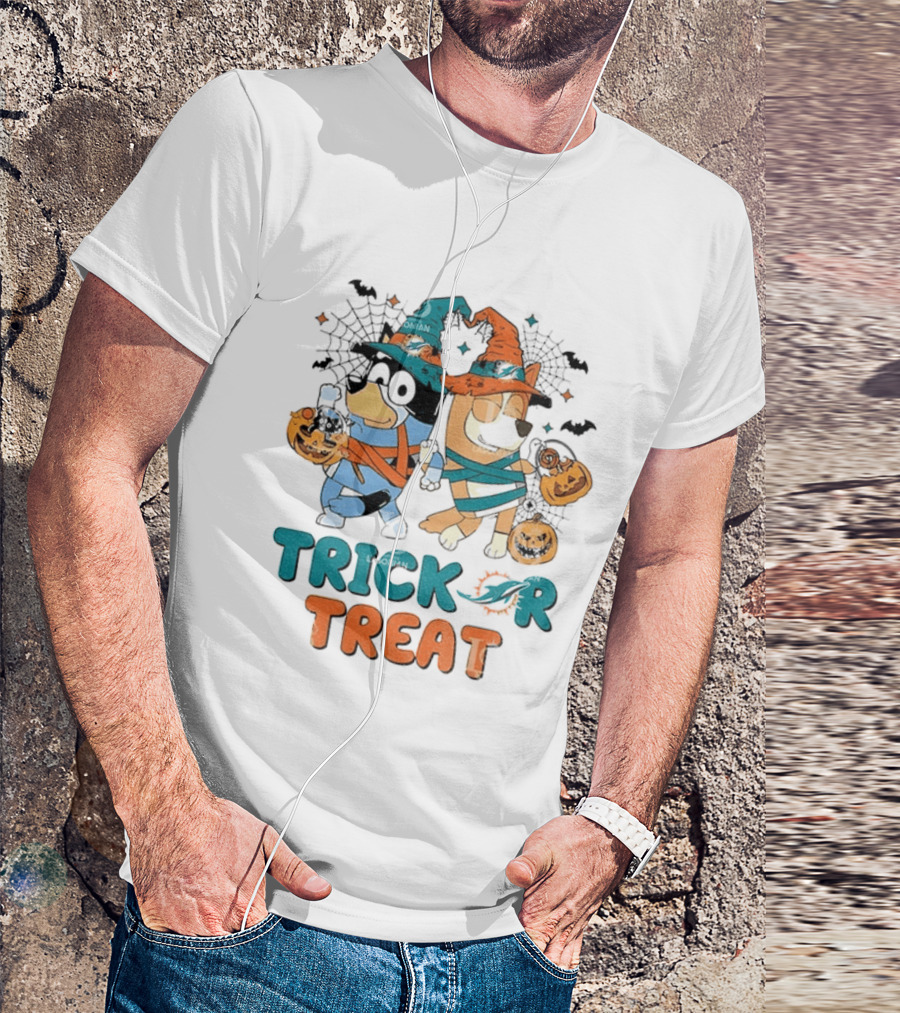 Miami Dolphins Bluey Trick Or Treat Halloween Pumpkin Spooky Costumes T-Shirt