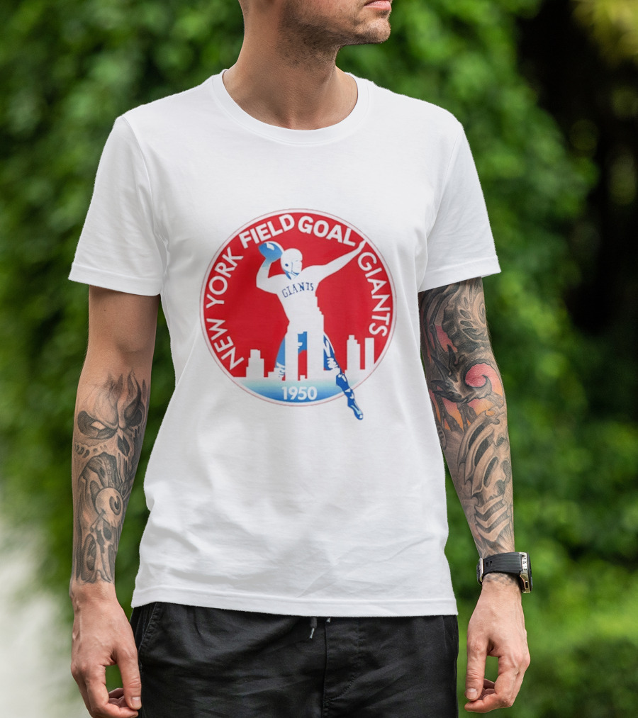 New York Field Goal Giants 1950 Football Red Skyline T-Shirt