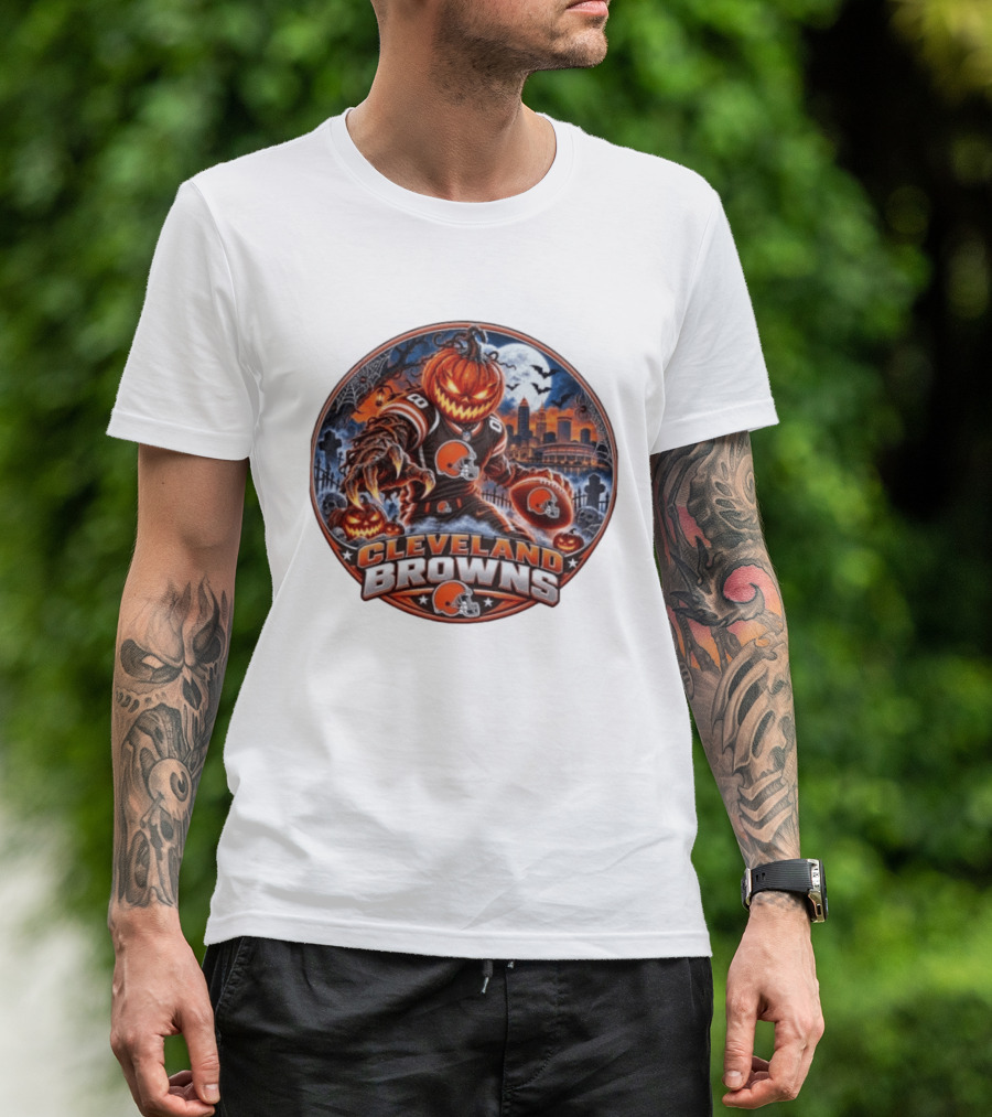 Halloween Jack O' Lantern Cleveland Browns Football Player Spooky Night T-Shirt