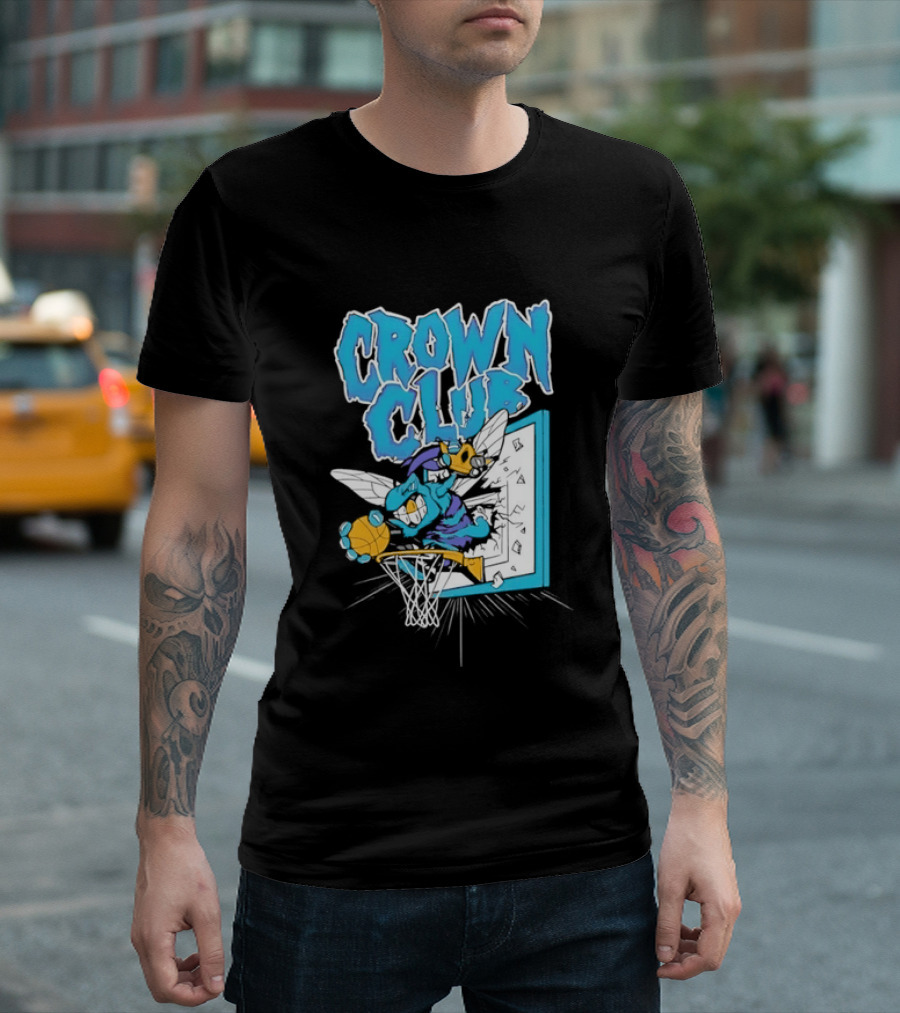 Crown Club Charlotte Hornets Basketball Dunking T-Shirt