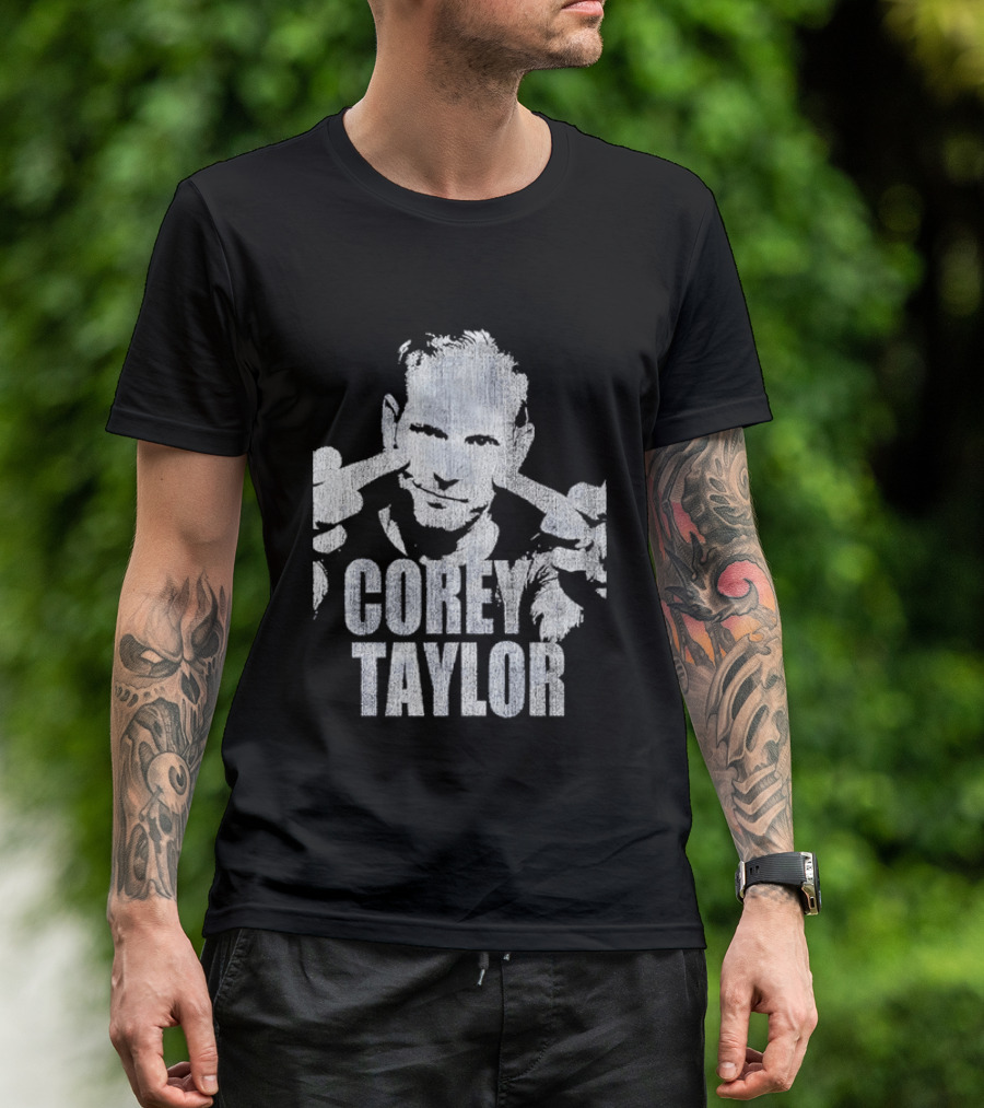 Corey Taylor Distressed Slipknot Masked Pose T-Shirt