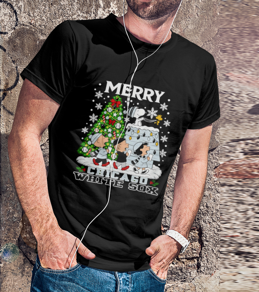 Merry Christmas Peanuts Chicago White Sox Snoopy Woodstock Holiday T-Shirt
