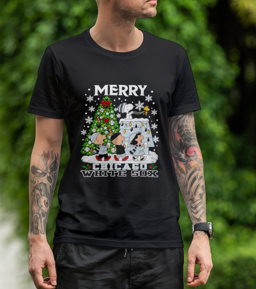 Merry Christmas Peanuts Chicago White Sox Snoopy Woodstock Holiday T-Shirt