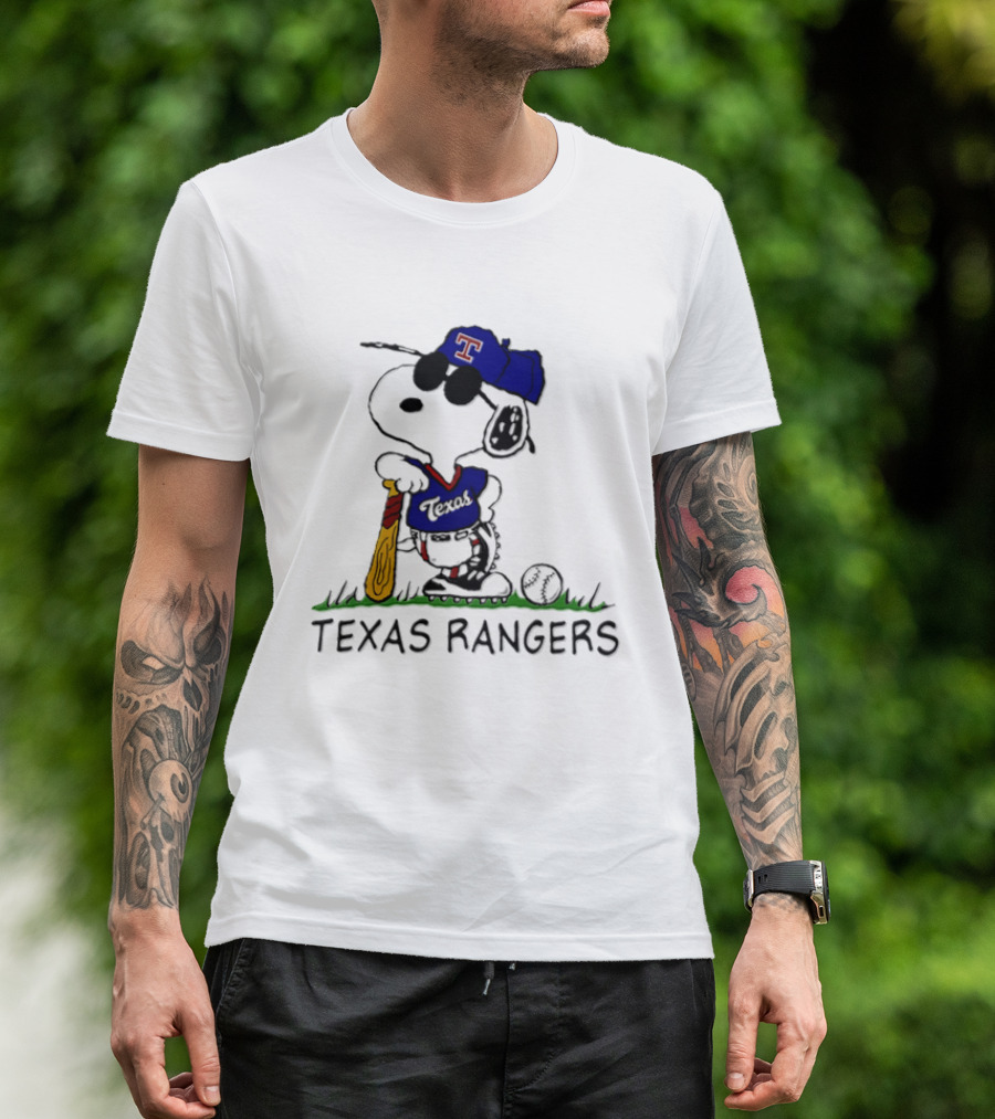 Snoopy Texas Rangers MLB Baseball Uniform With Sunglasses And Bat T-Shirt
