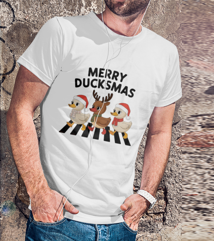 Merry Ducksmas Holiday Christmas Ducks In Santa Hats And Reindeer Outfit T-Shirt
