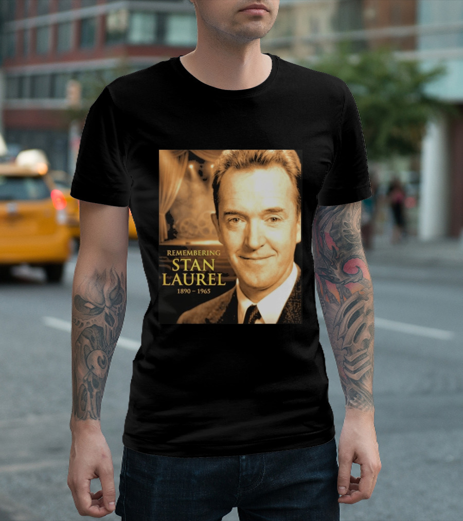 Remembering Stan Laurel 1890 1965 Vintage Theater T-Shirt