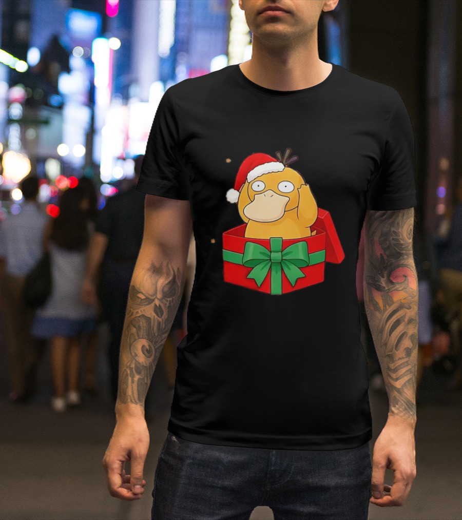 Psyduck Christmas Gift Box Wearing Santa Hat Pokemon T-Shirt