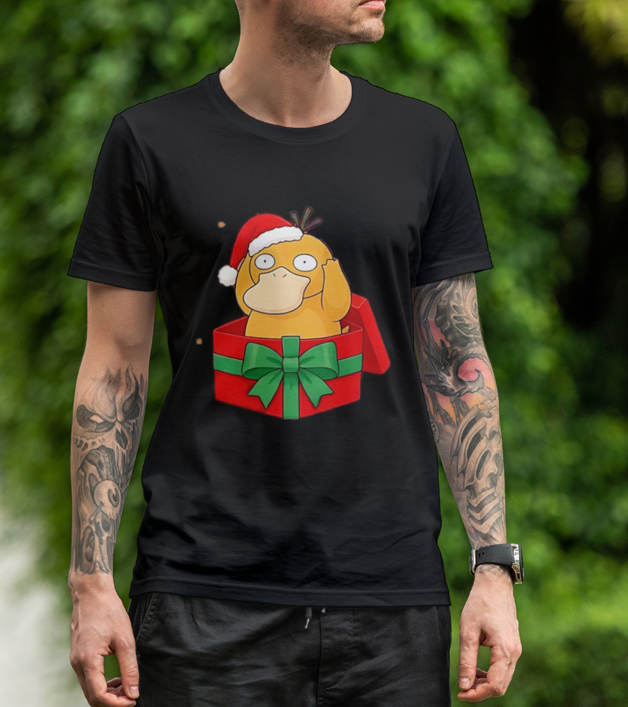Psyduck Christmas Gift Box Wearing Santa Hat Pokemon T-Shirt