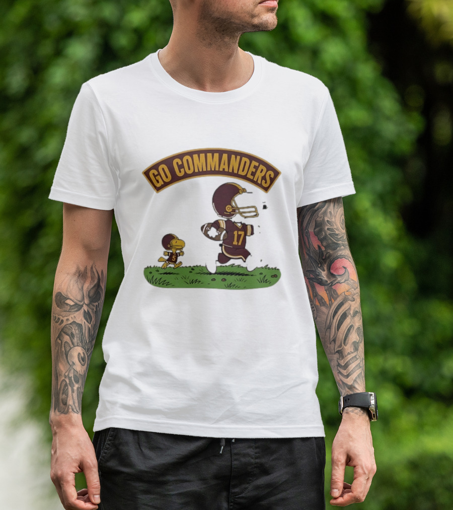 Go Commanders Snoopy Woodstock Football Number 17 Collaboration With Washington Commanders T-Shirt