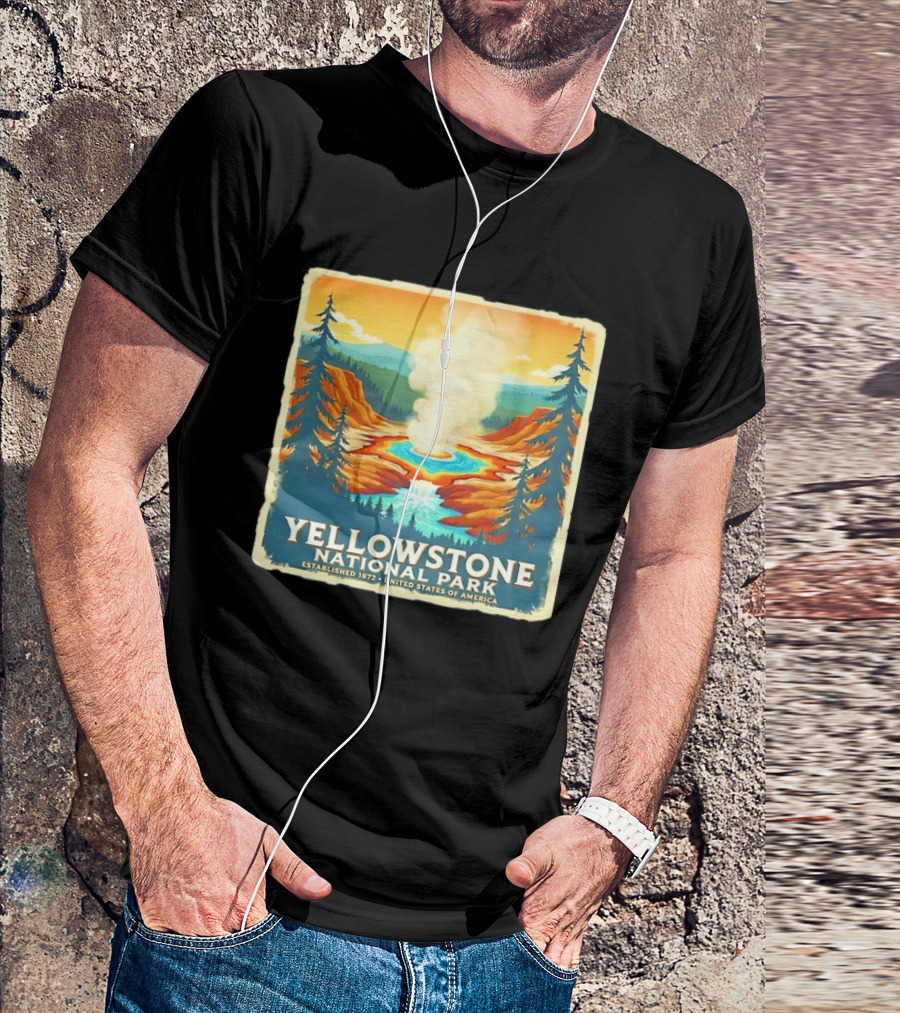 Yellowstone National Park Established 1872 United States Of America T-Shirt