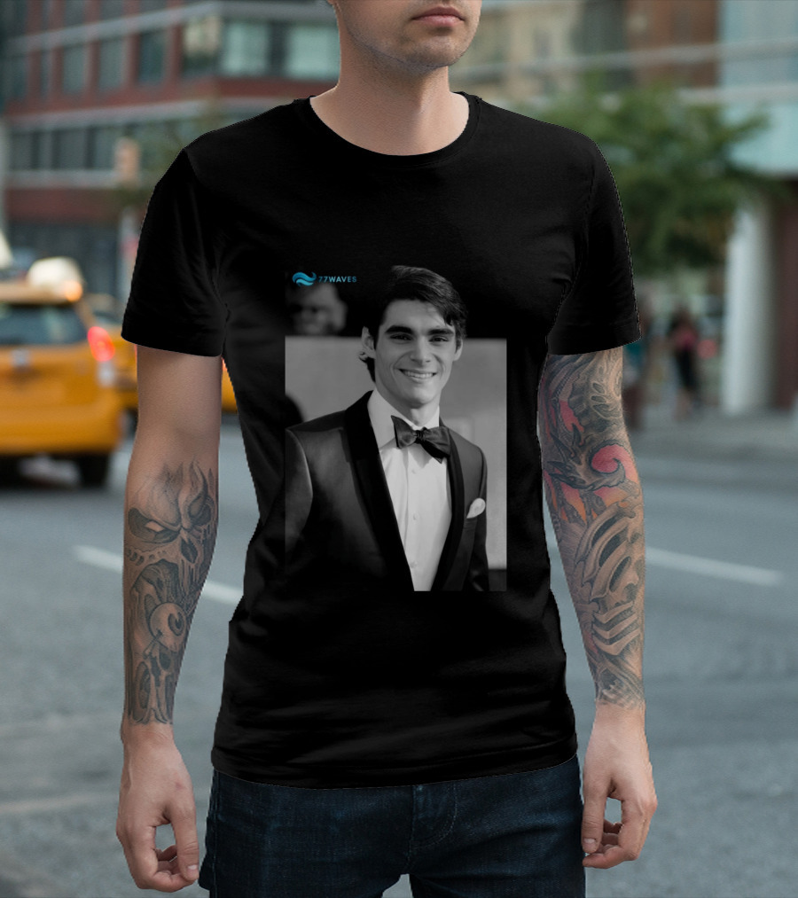 77Waves RJ Mitte Walter White's Son Breaking Bad T-Shirt