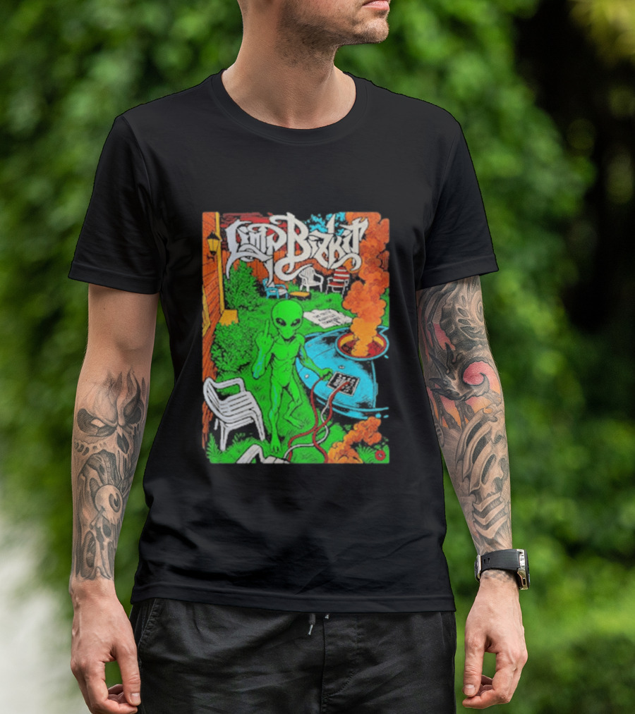Limp Bizkit Alien Backyard Scene Nashville Tennessee The Truth October 11 And 12 2026 T-Shirt