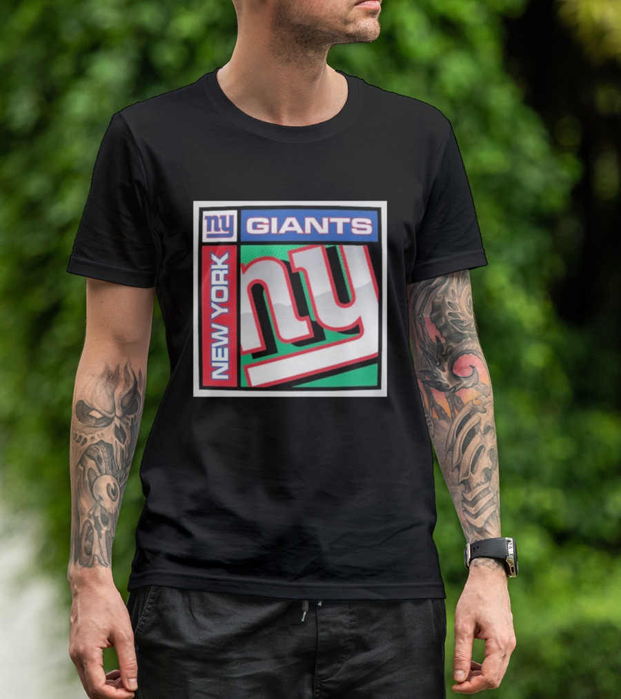 New York Giants '47 Chrome Plate Franklin Vintage Style Football T-Shirt
