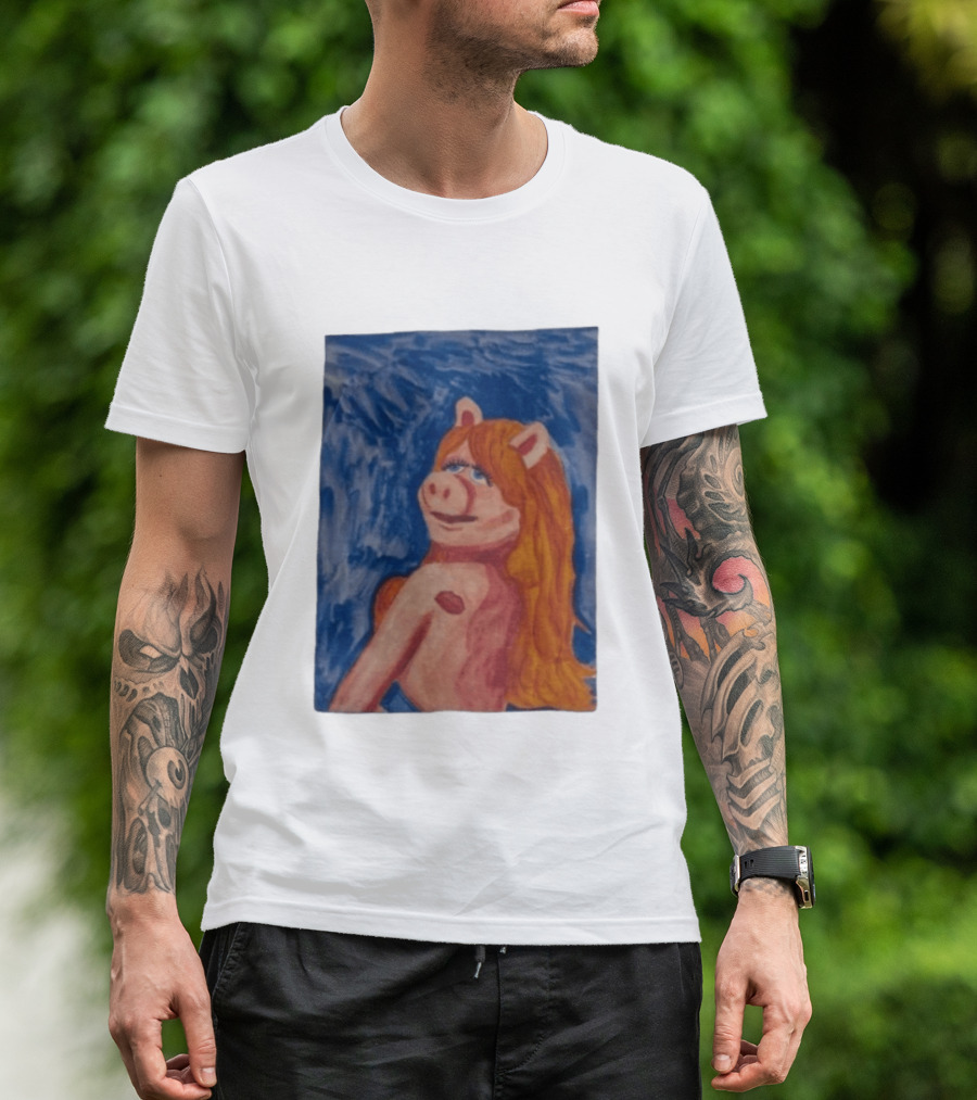 Miss Piggy Carpenter Painting The Muppets Miss Piggy Venus T-Shirt