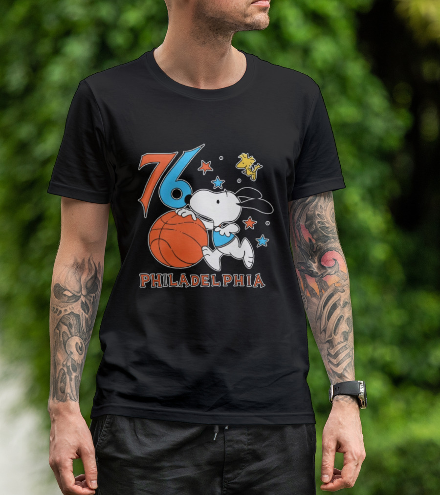 76 Philadelphia Snoopy Basketball Peanuts T-Shirt
