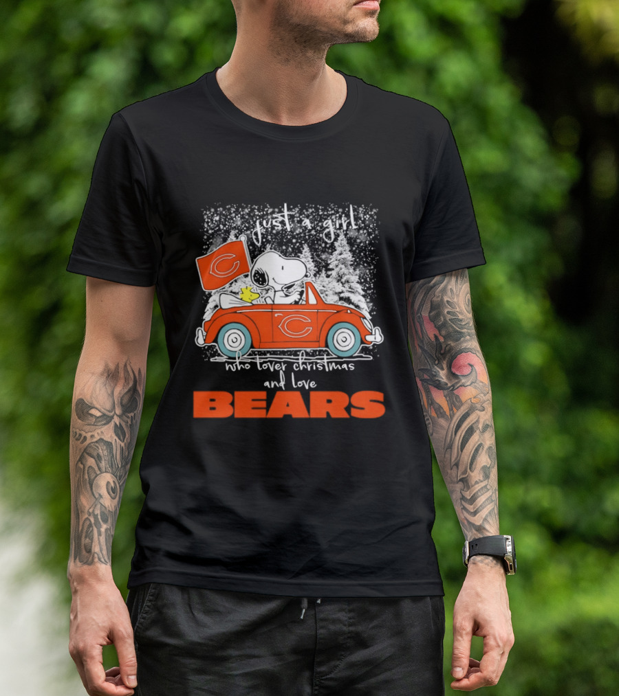 Just A Girl Who Loves Christmas And Chicago Bears T-Shirt
