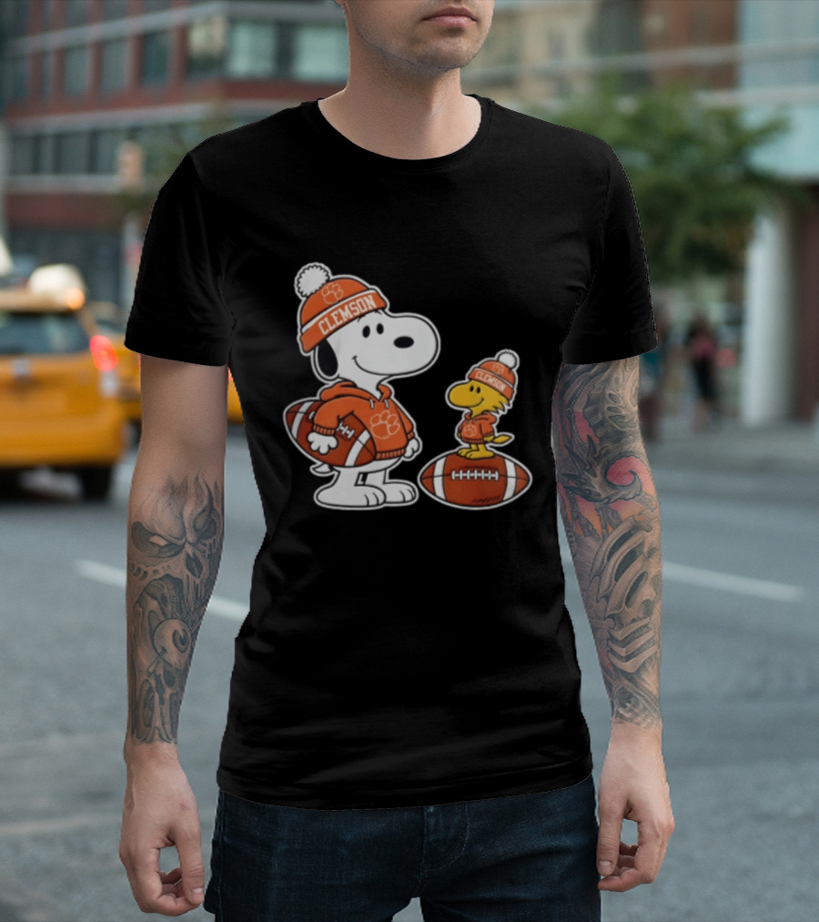 Snoopy And Woodstock Clemson Tigers Football Fans 2026 T-Shirt